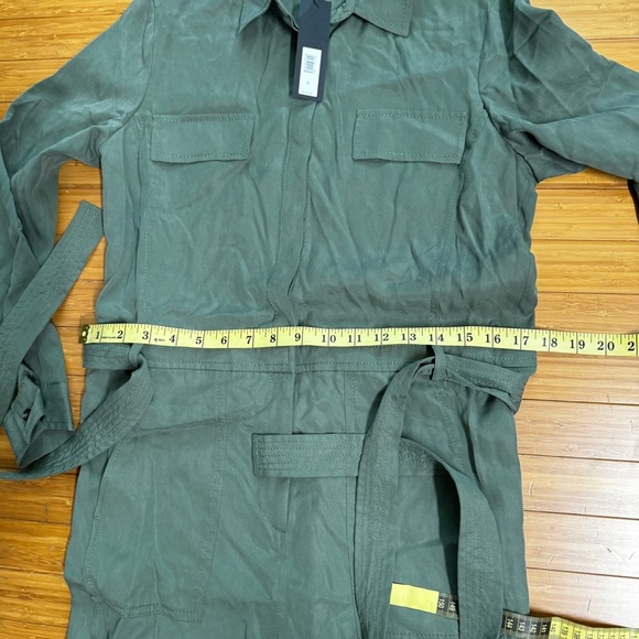 Banana Republic green army jumpsuit size 6 NWT long sleeve - Picture 6 of 10